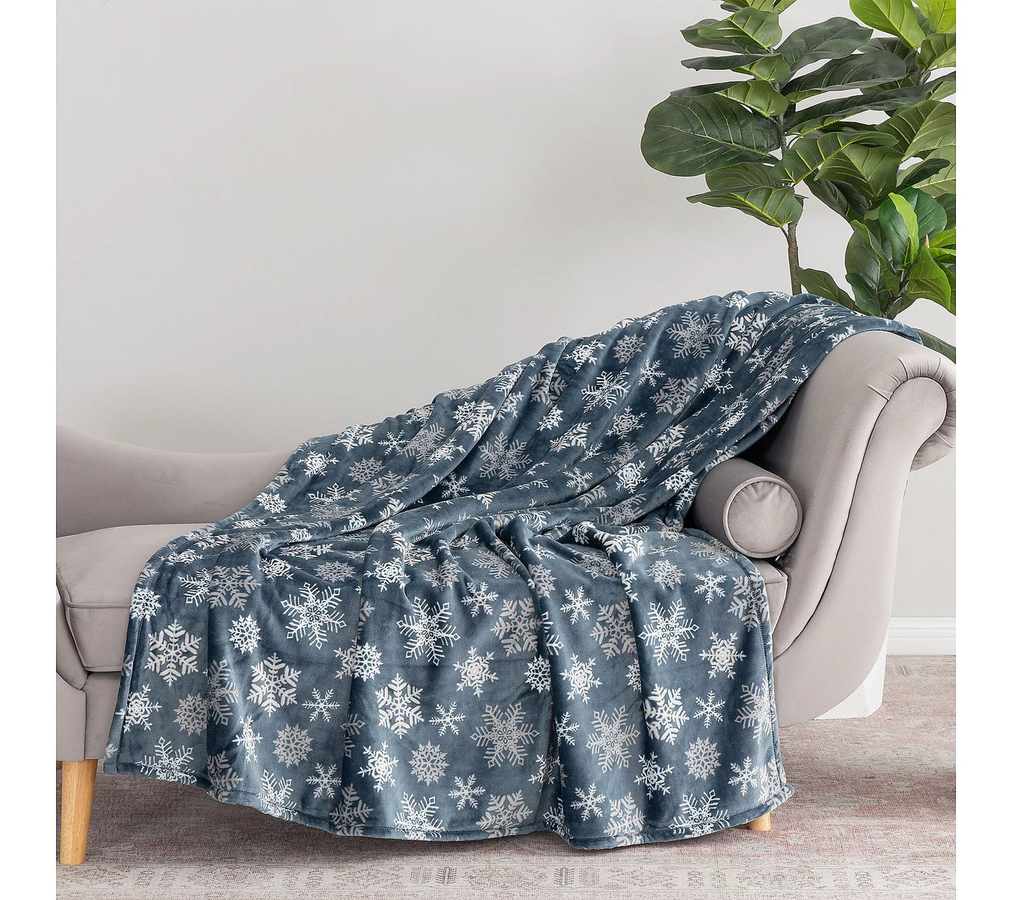 Holiday Snuggle Blanket